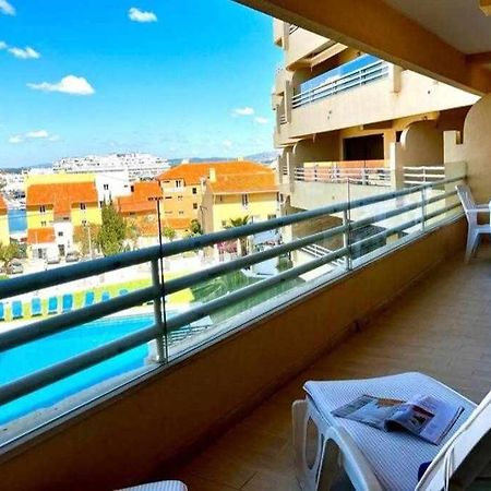 Marina Mar By Fhr Piscina Parking Apartment Куартейра Екстериор снимка