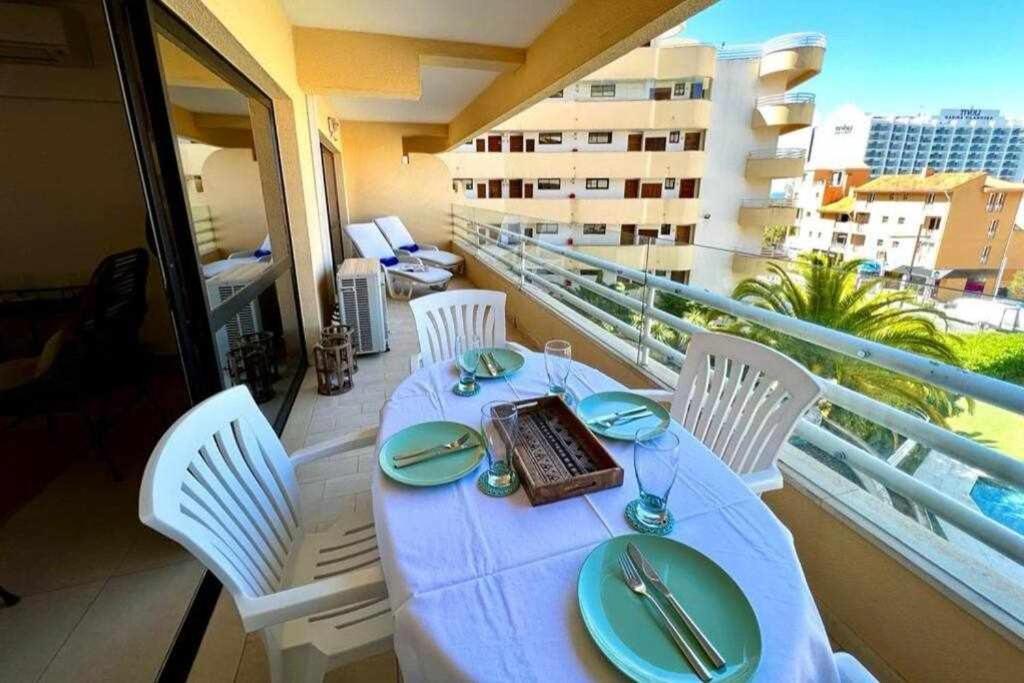 Marina Mar By Fhr Piscina Parking Apartment Куартейра Екстериор снимка