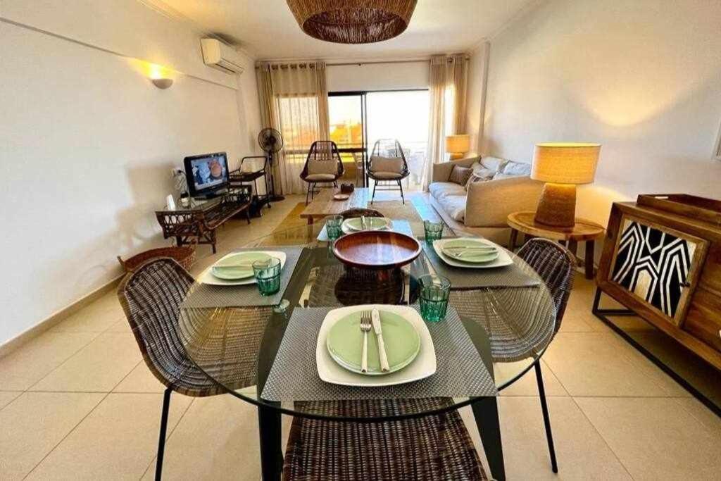 Marina Mar By Fhr Piscina Parking Apartment Куартейра Екстериор снимка