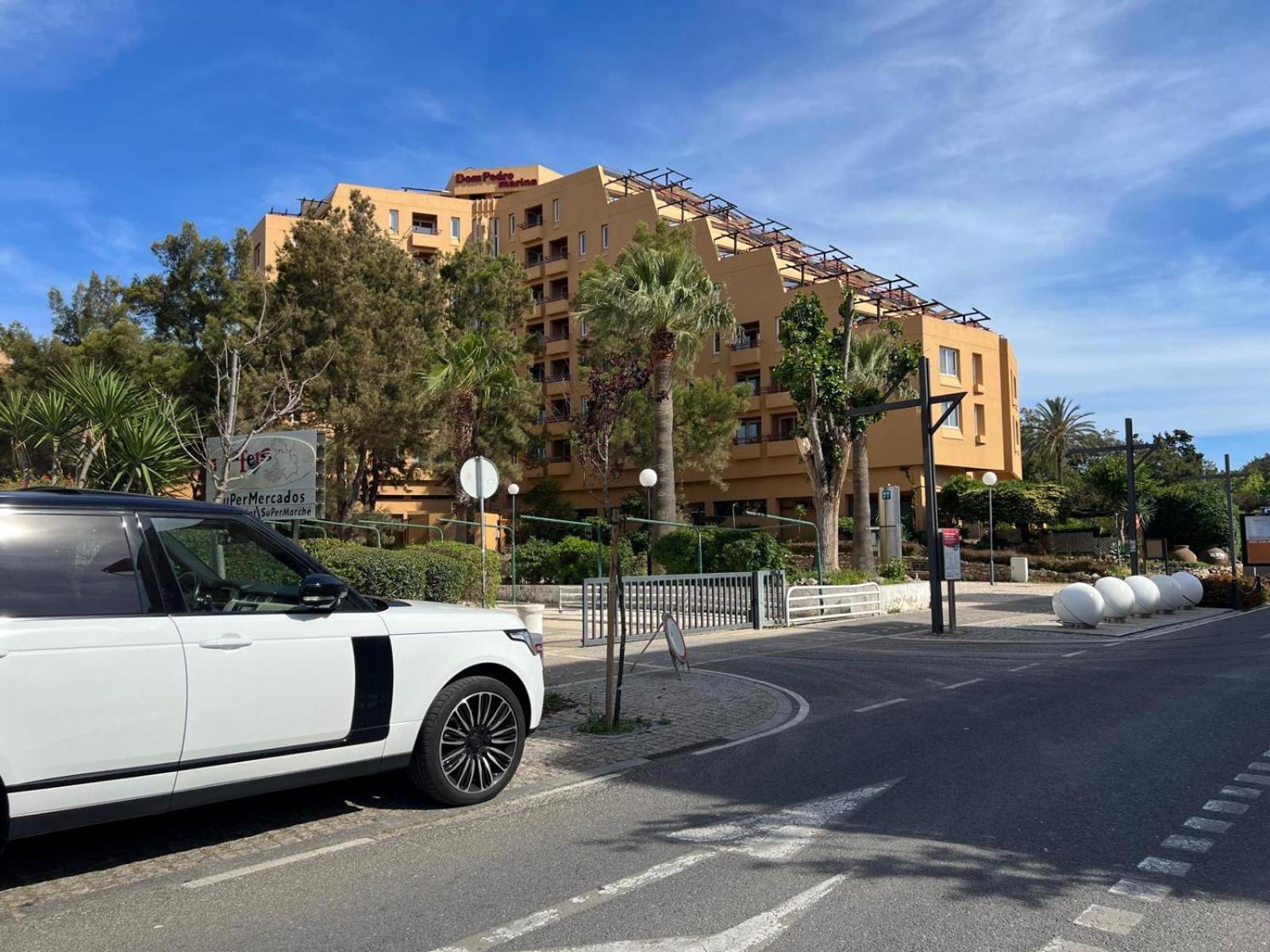 Marina Mar By Fhr Piscina Parking Apartment Куартейра Екстериор снимка