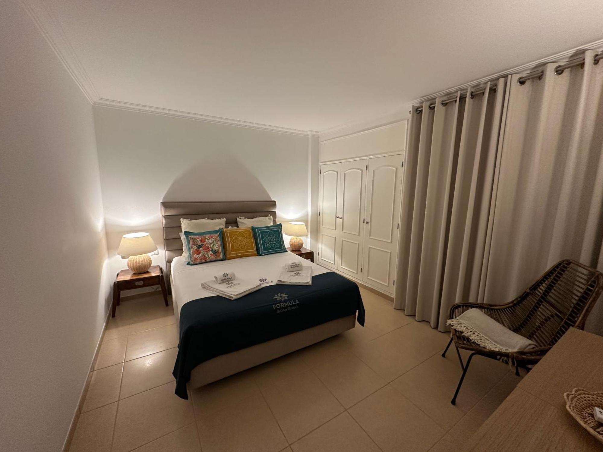 Marina Mar By Fhr Piscina Parking Apartment Куартейра Екстериор снимка