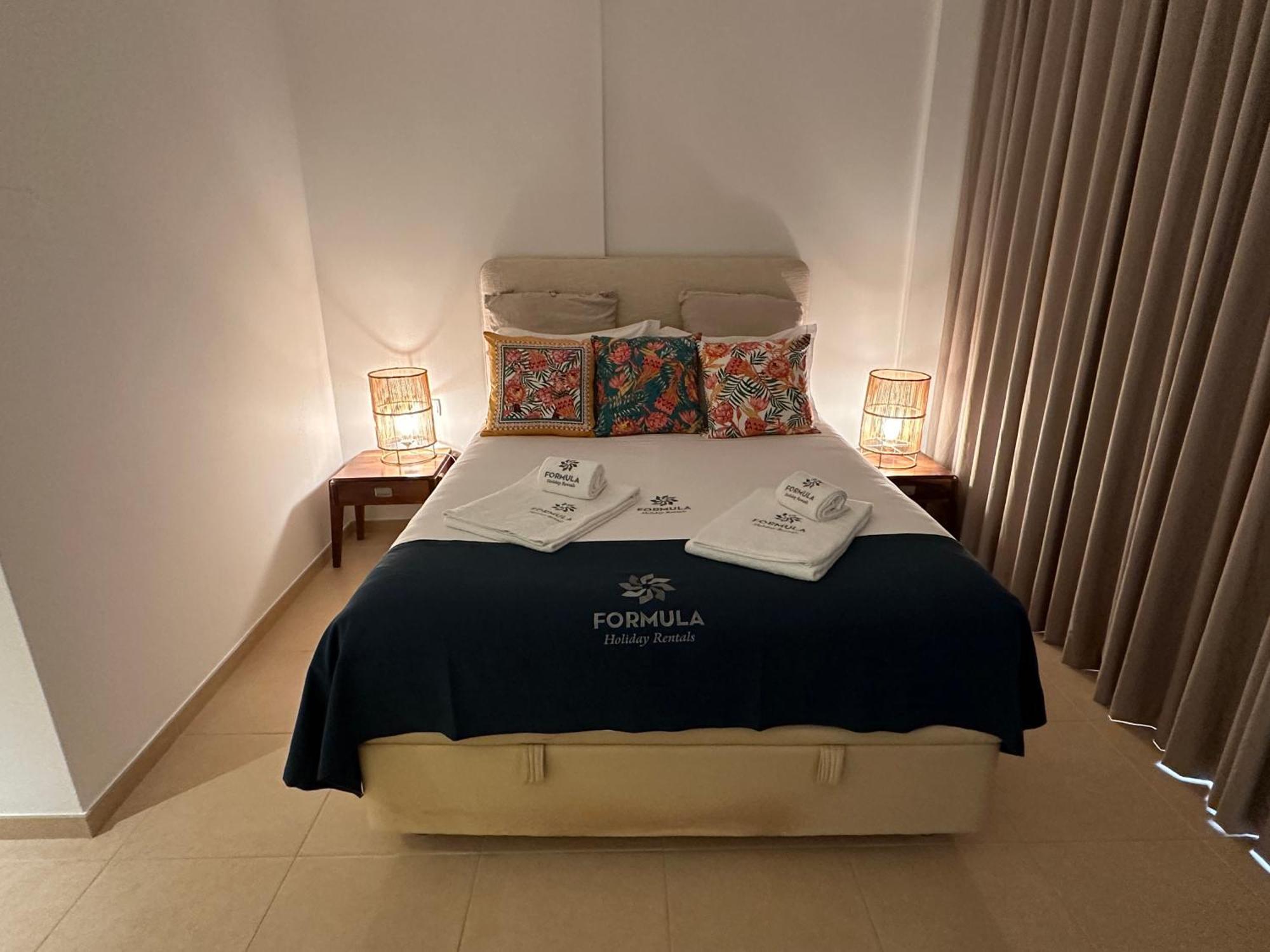 Marina Mar By Fhr Piscina Parking Apartment Куартейра Екстериор снимка