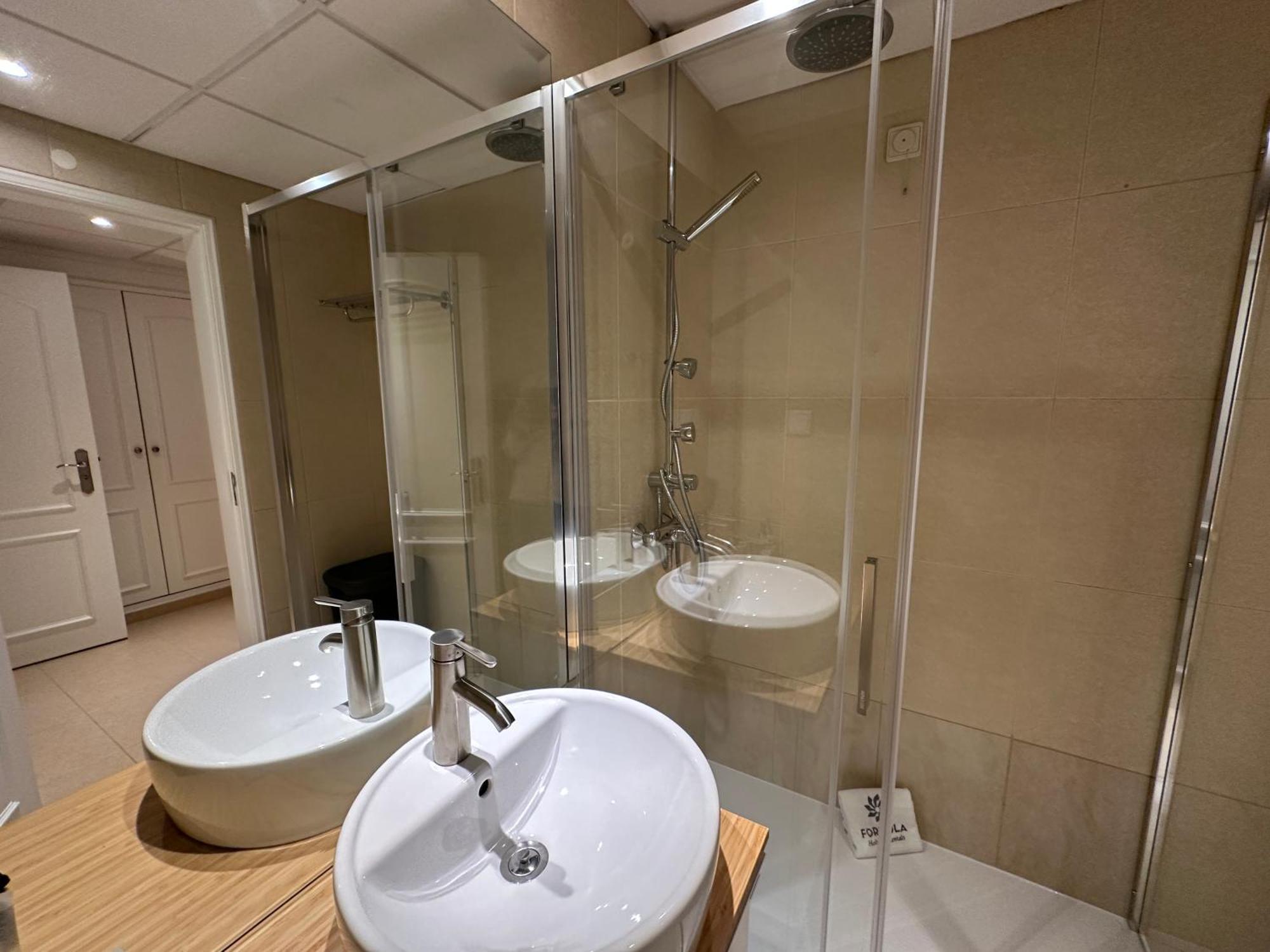 Marina Mar By Fhr Piscina Parking Apartment Куартейра Екстериор снимка